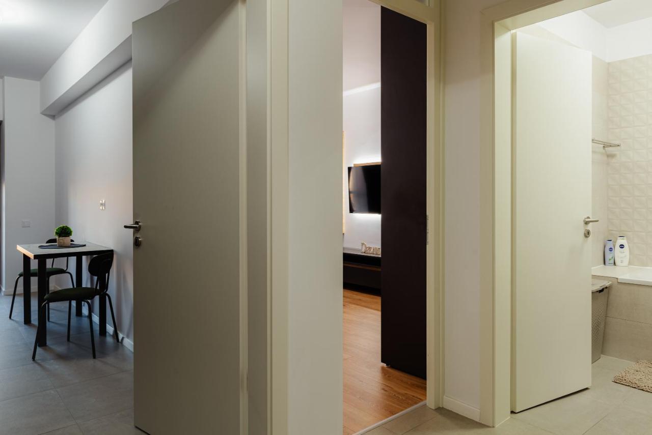 New Luxury City Center Studio Βουκουρέστι Εξωτερικό φωτογραφία